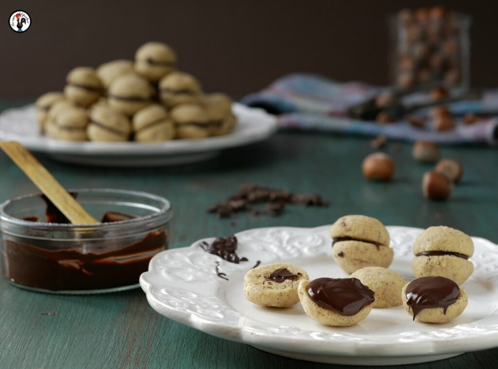 Baci di dama nocciole piemontesi cop min