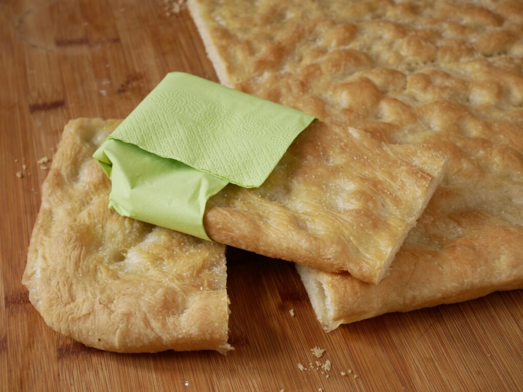 Focaccia genovese nel forno di casa tua