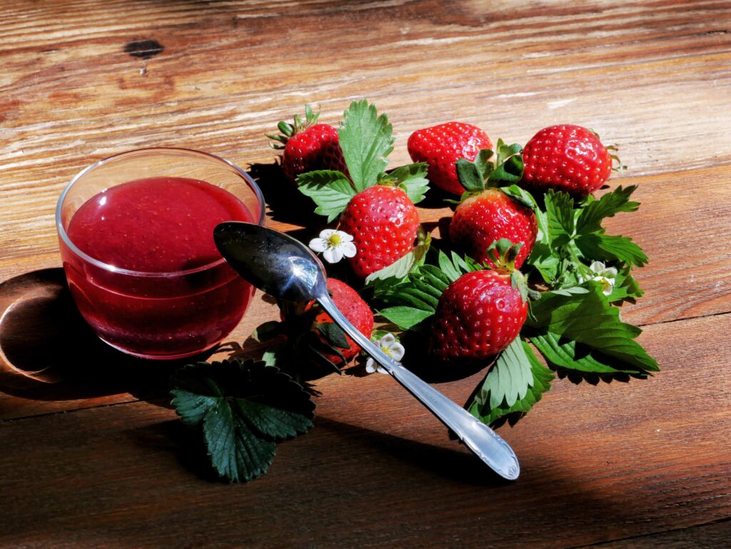Marmellata di fragole favette