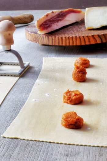 Ravioli amatriciana liquida c scaled aspect ratio 350 525