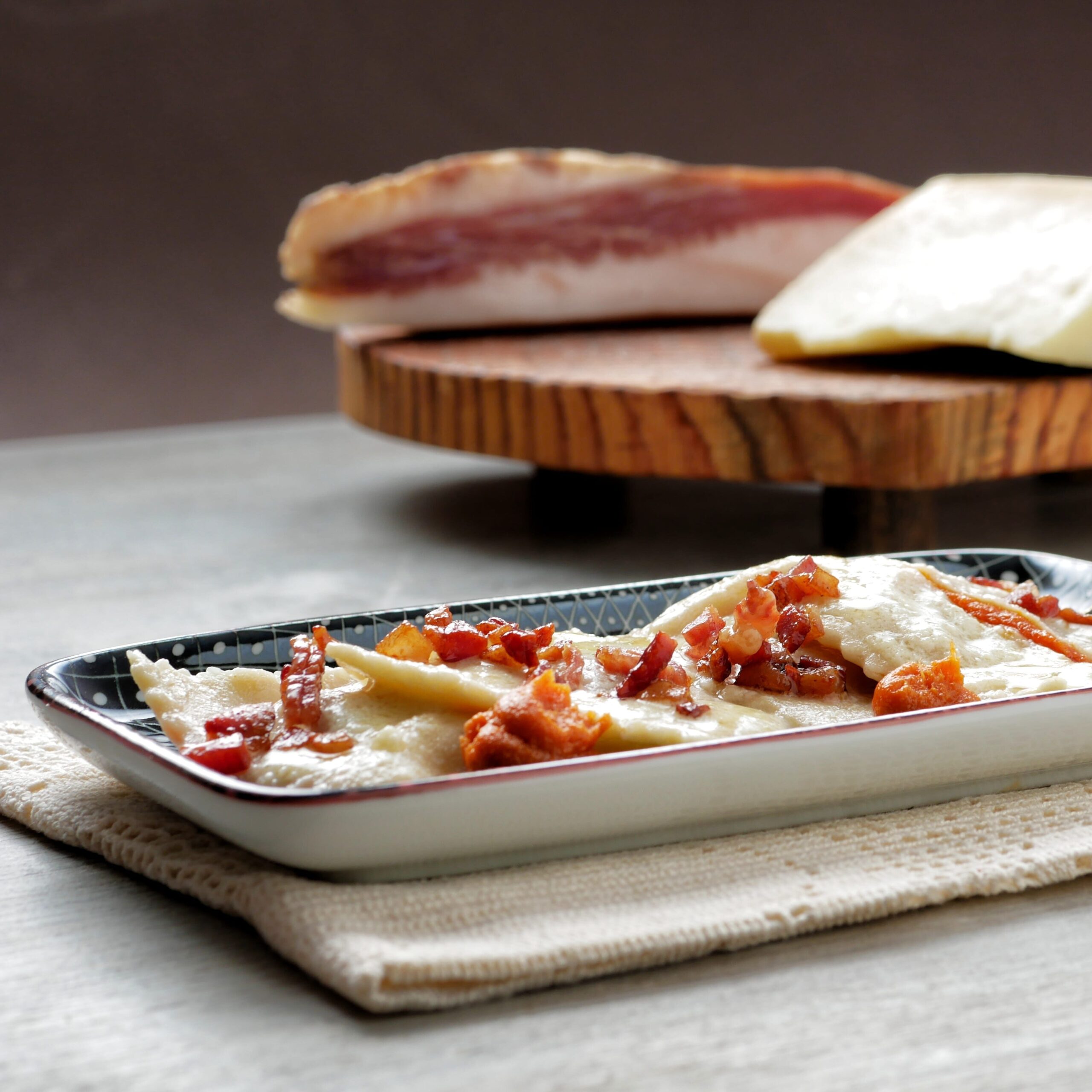 Raviolo amatriciana liquida 2c scaled aspect ratio 1 1