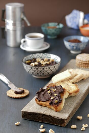 Hummus dolce ceci cacao aspect ratio 350 525